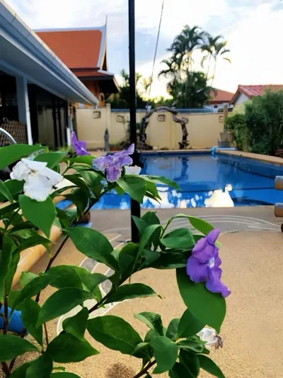 Sanuk bungalows – 사진 10
